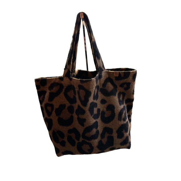 Little Leopard With Striped Band And Bee Tote Bag 16”Wide & 10.5”Long & 6”Deep - Picture 4 of 5